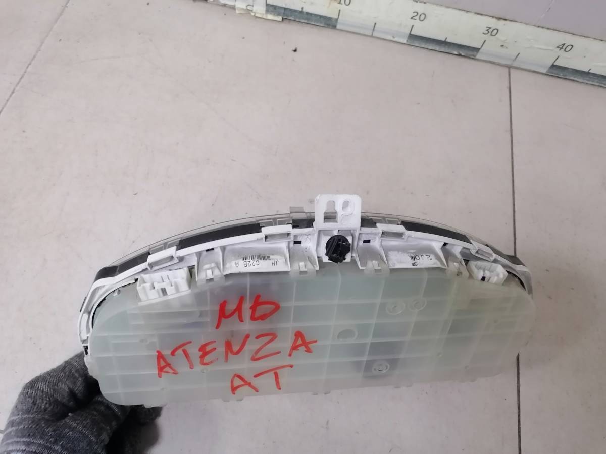 Панель приборов Mazda Atenza (GG) 2002-2007