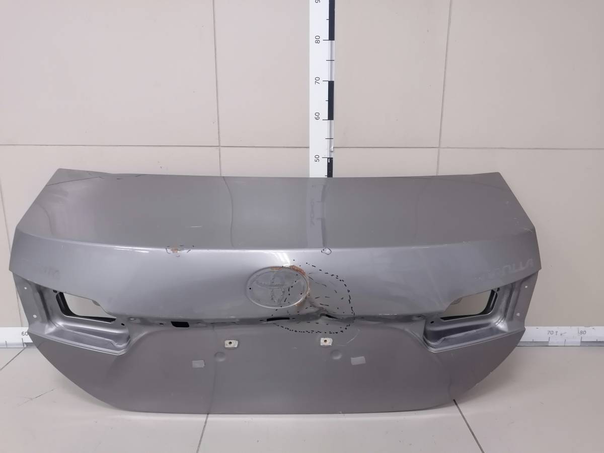 Крышка багажника Toyota Corolla E180 2013>