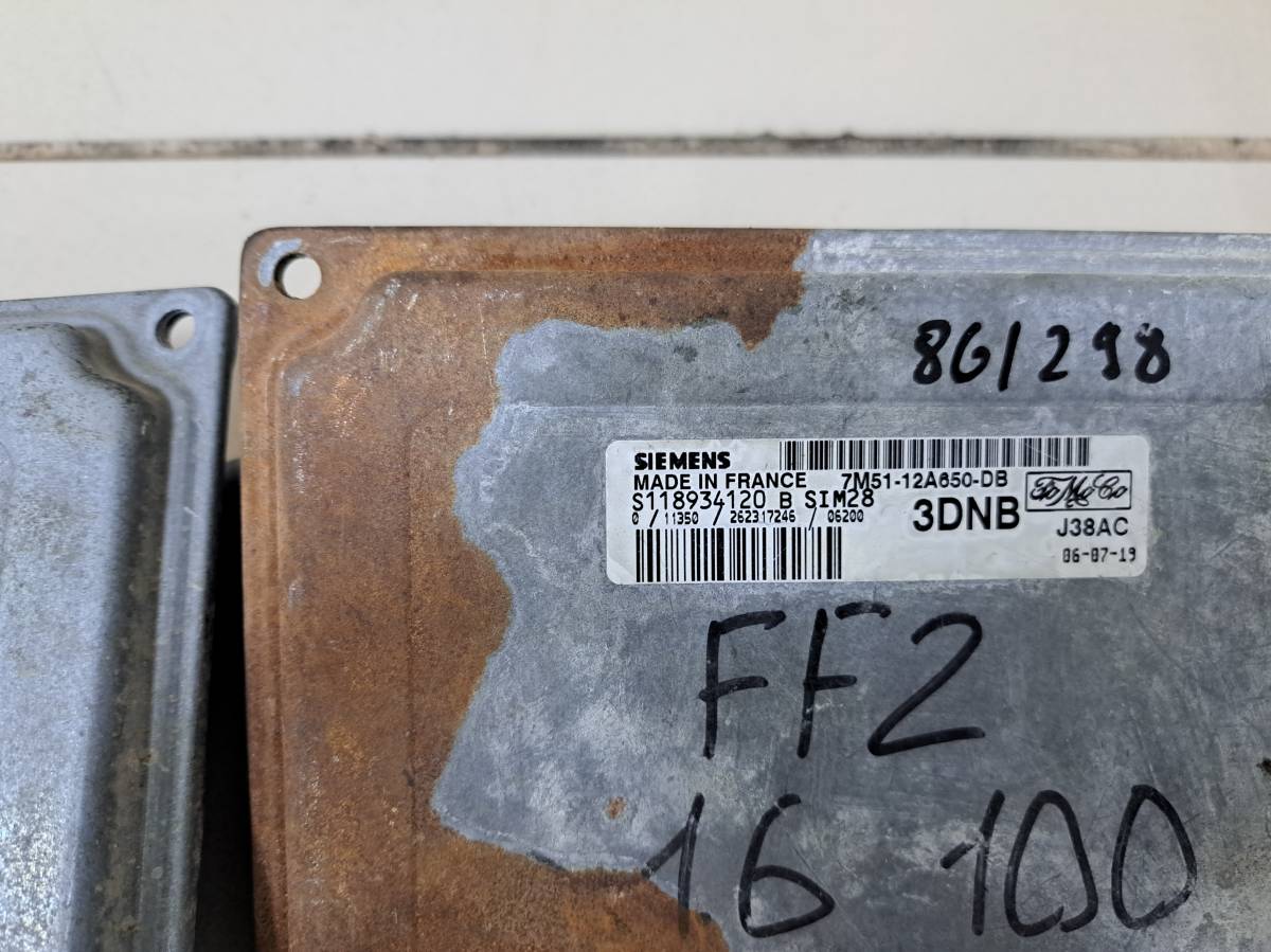 Блок управления двигателем Ford Focus 2 (DB) 2008-2011
