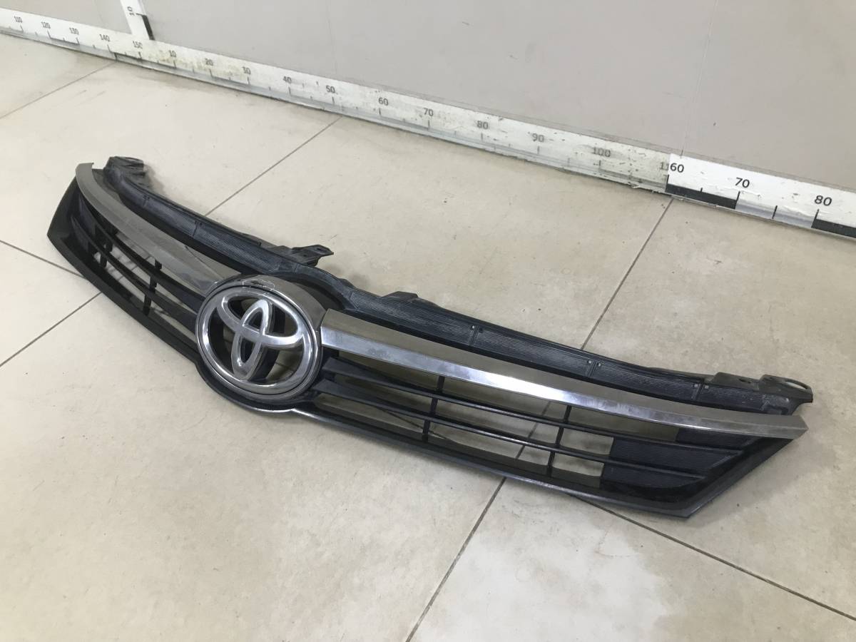 Решетка радиатора Toyota Camry (V50) 2011-2017