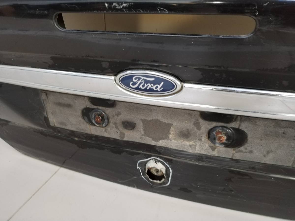 Крышка багажника Ford Focus 1 1998-2004