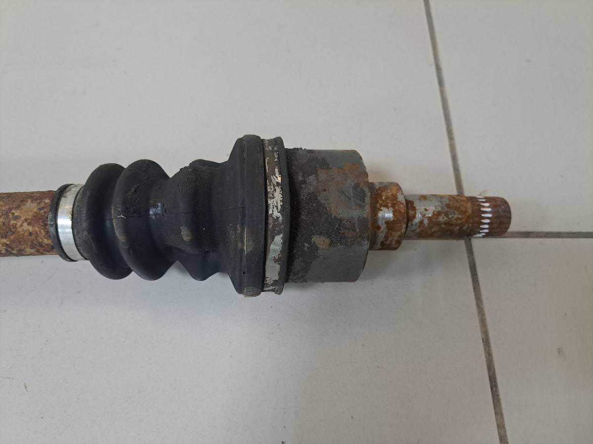 Полуось передняя левая Peugeot 206 1998-2012
