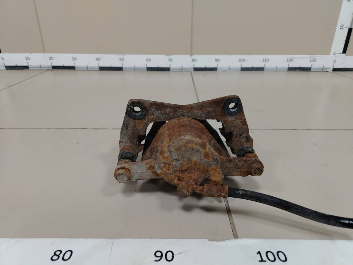 Суппорт передний левый Toyota Carina (T210) 1996-2001 Суппорт передний левый Toyota Carina (T210) 1996-2001