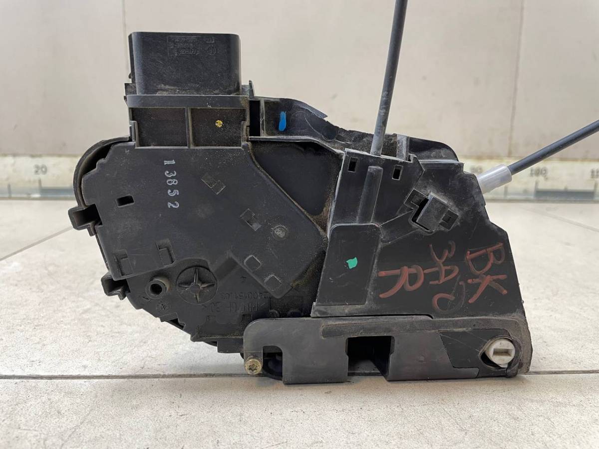 Замок двери задней правой Mazda Mazda 3 (BK) 2002-2009