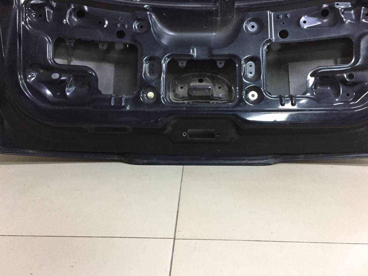Дверь багажника Nissan March (K12) 2002-2010