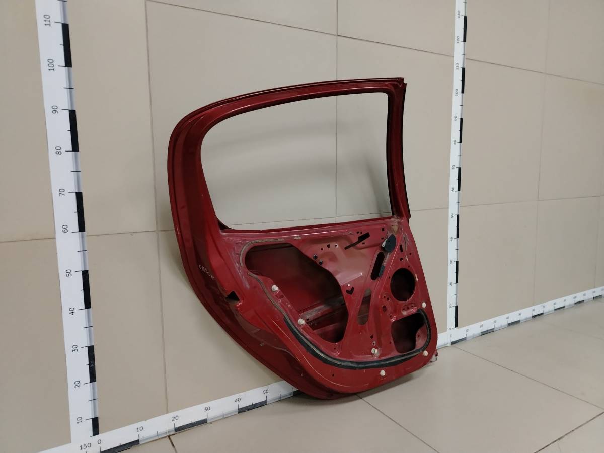 Дверь задняя левая Peugeot 206 1998-2012