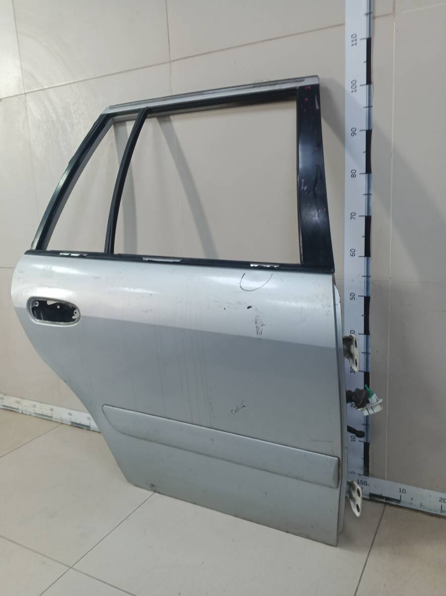 Дверь задняя правая Mazda Capella (GF, GW) 1997-2002