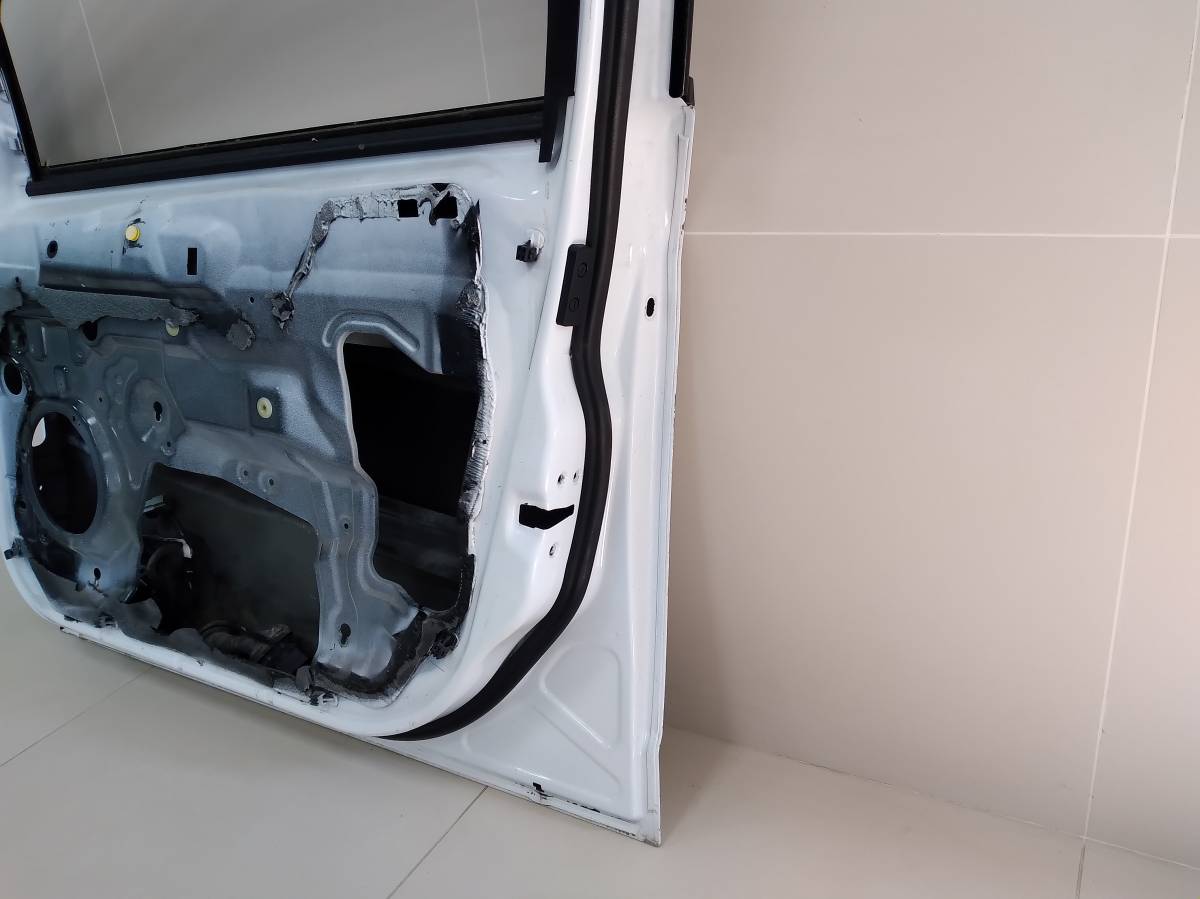 Дверь передняя правая Ford Mondeo 4 2007-2015