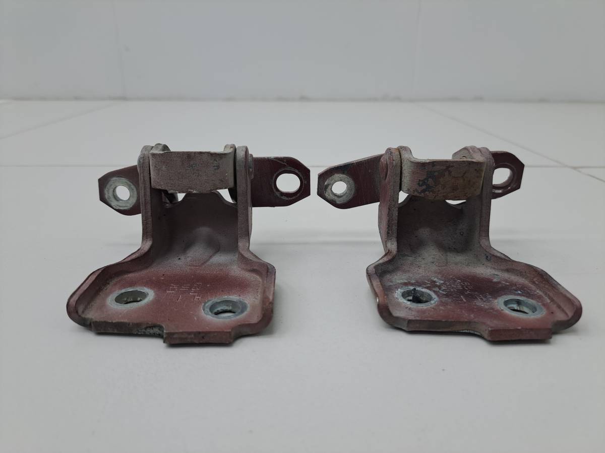 Петля двери передней правой нижняя Suzuki SX4 2006-2013