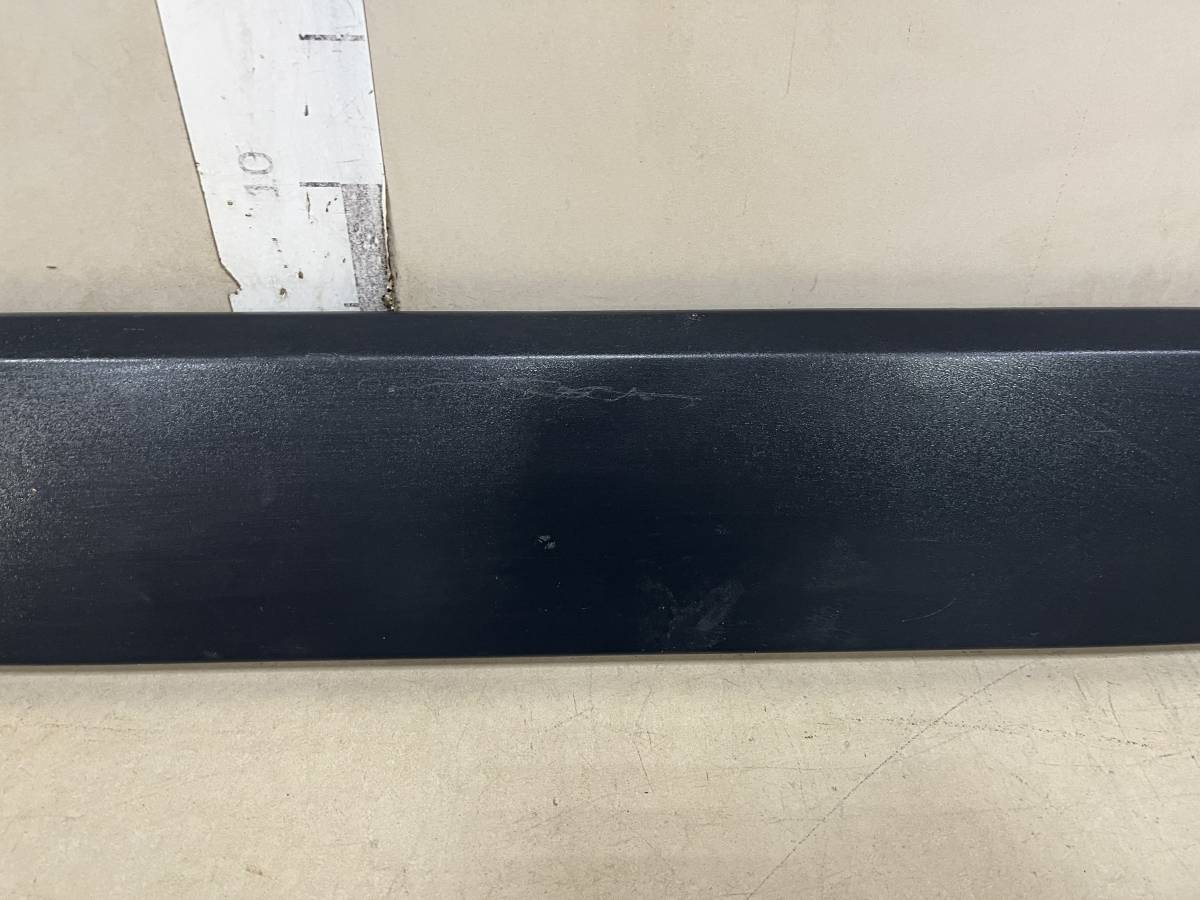 Накладка двери багажника Land Rover Discovery 3 2004-2009