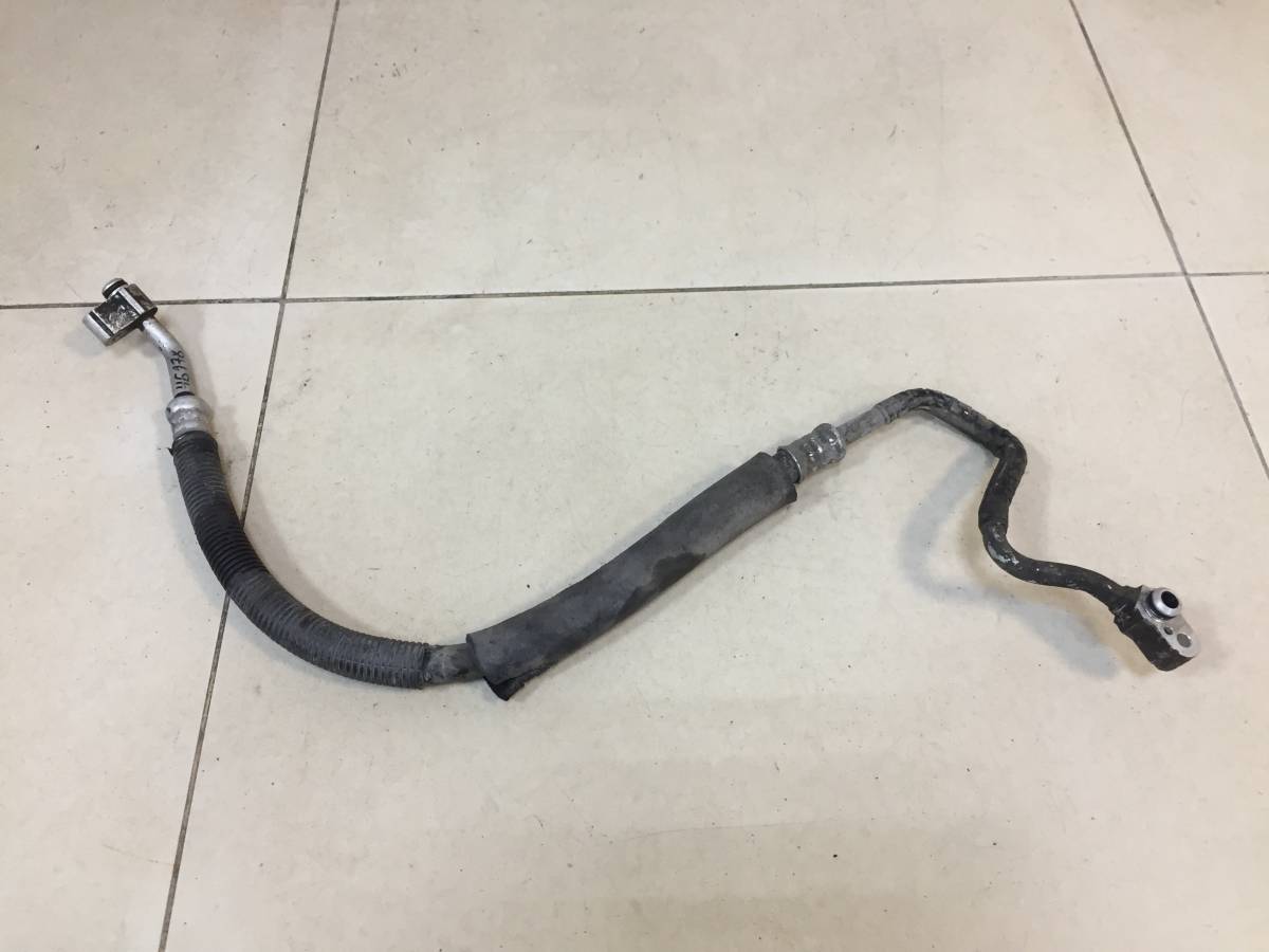 Трубка кондиционера Land Rover Discovery 3 2004-2009