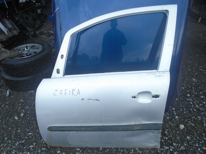 Дверь передняя левая для Opel Zafira (B) 2005-2012