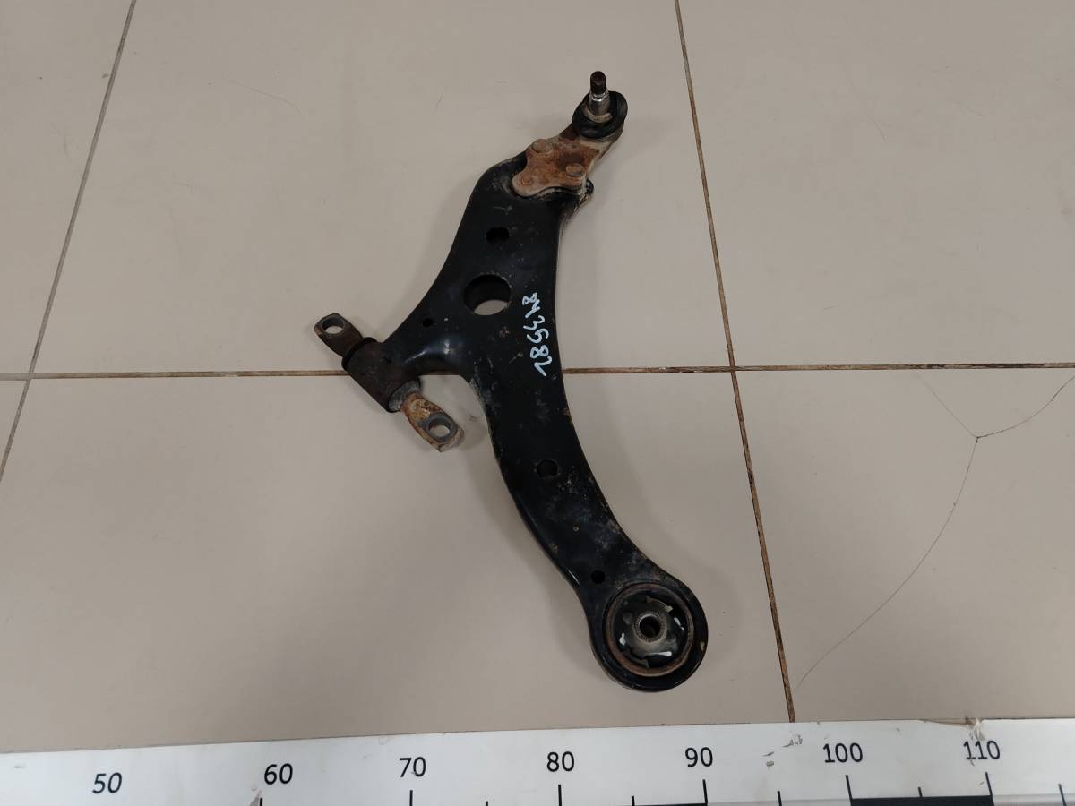 Рычаг передний правый Toyota Camry (V40) 2006-2011 Рычаг передний правый Toyota Camry (V40) 2006-2011