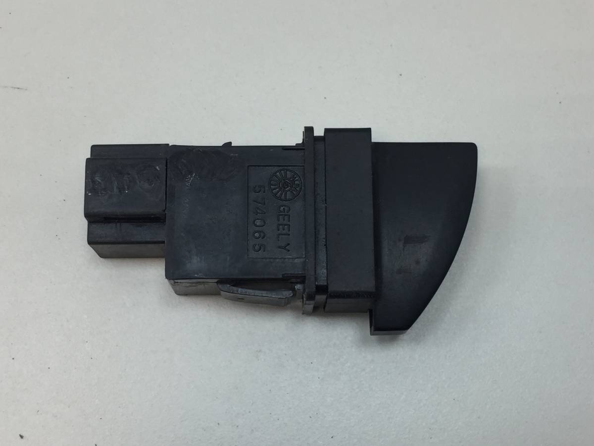 Кнопка аварийной сигнализации Geely CK / Otaka 2005-2016