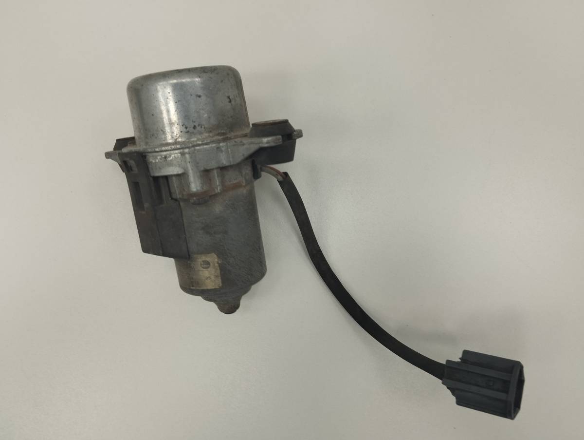 Насос вакуумный Volvo S40 1995-2004 Насос вакуумный Volvo S40 1995-2004