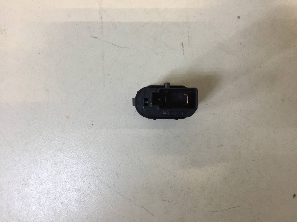 Кнопка обогрева сидений Ford Fusion (JU) 2002-2012