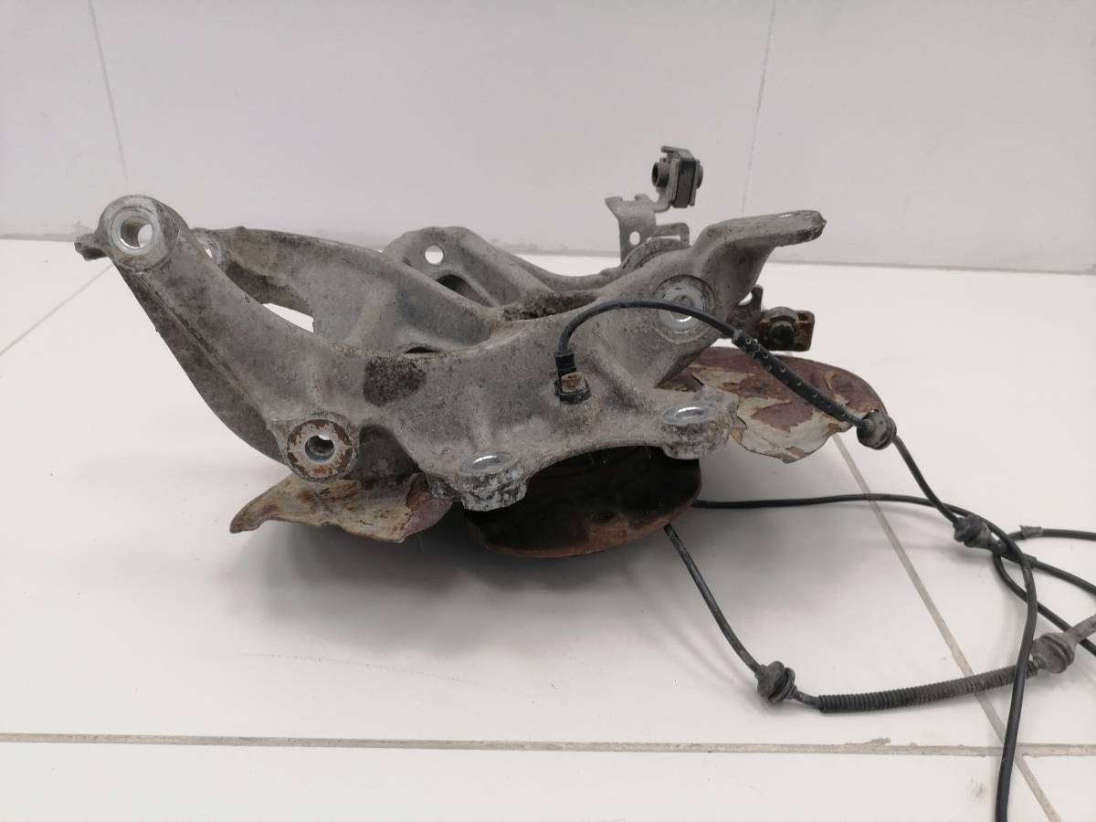 Кулак поворотный задний правый Peugeot 407 2004-2010