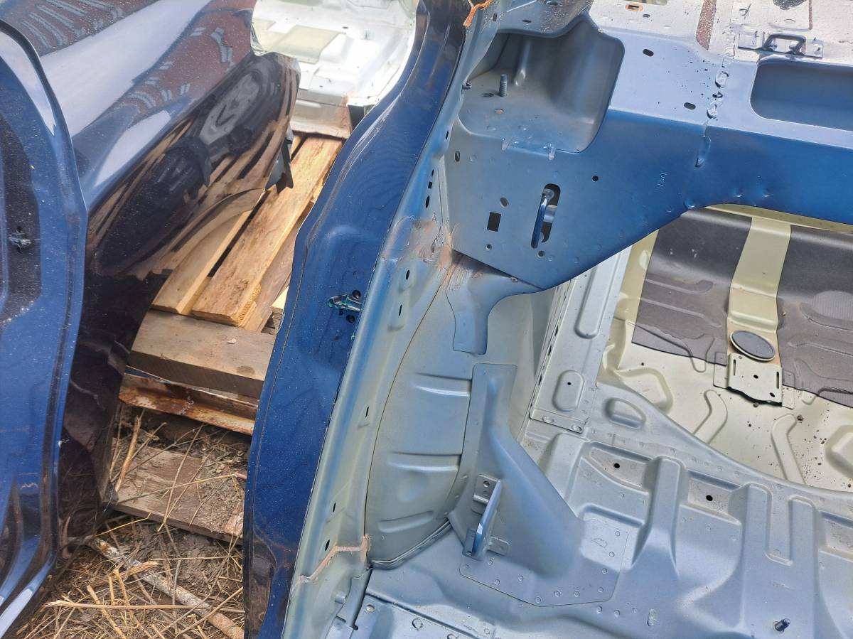 Крыло заднее правое Citroen C4 2011>
