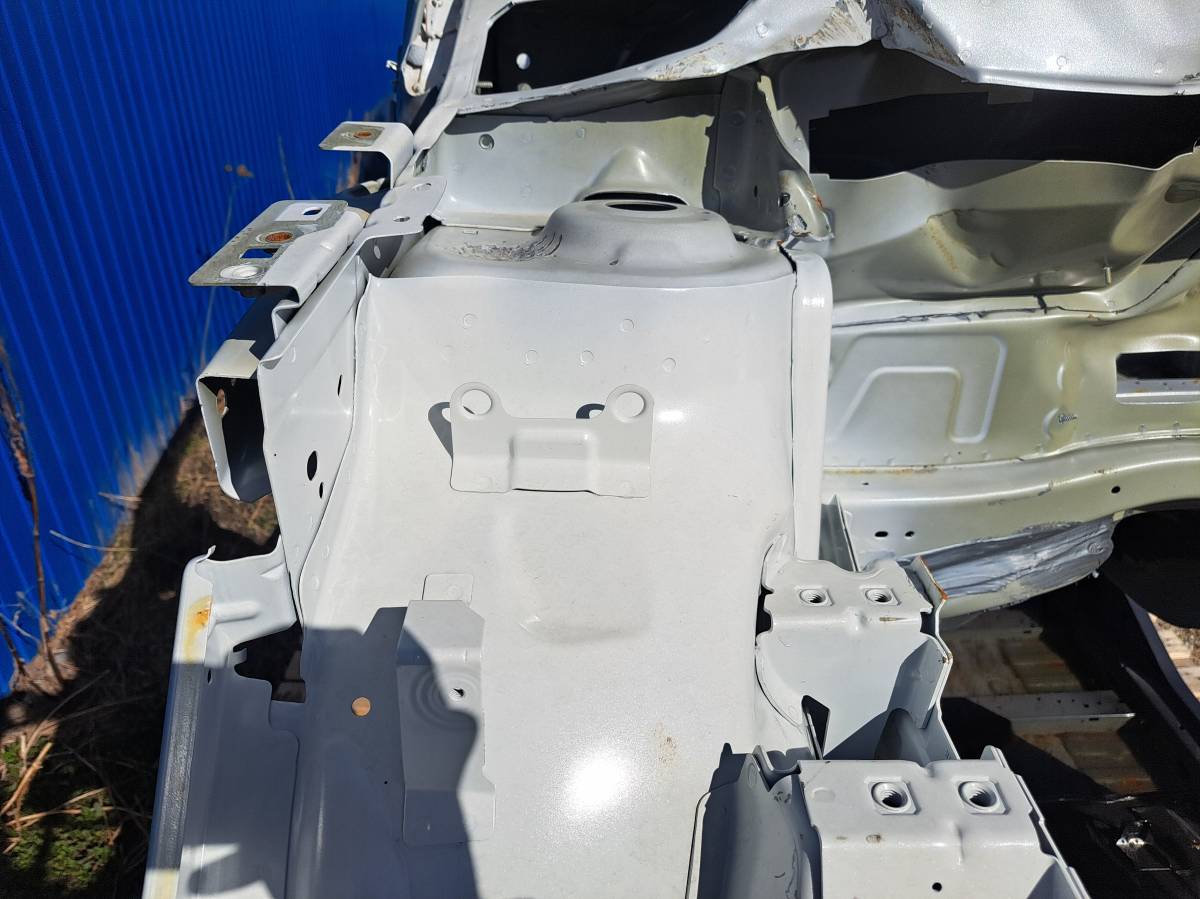 Лонжерон передний правый Citroen C4 2011>