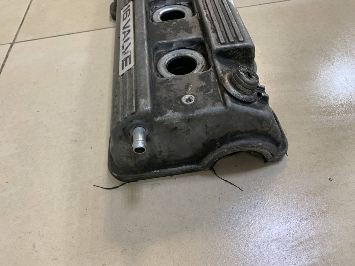 Крышка головки блока (клапанная) Toyota Camry (V10) 1991-1996