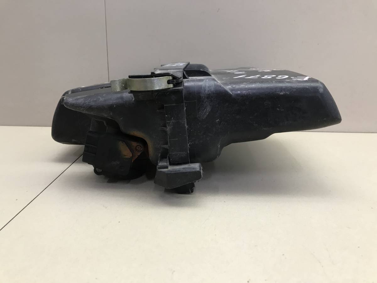 Корпус воздушного фильтра Toyota Vitz (P10) 1999-2005