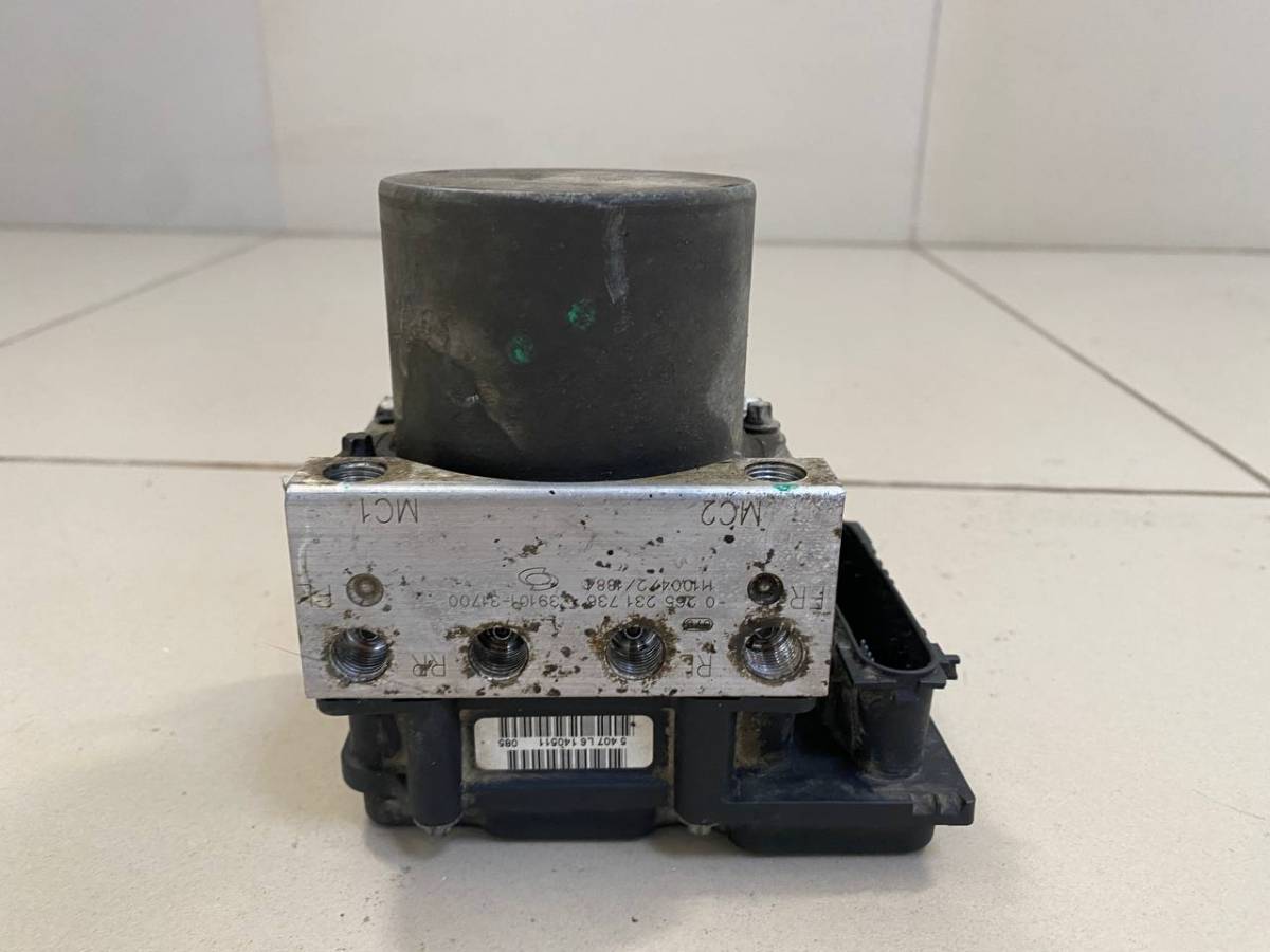 Блок ABS (насос) Nissan Almera Classic (B10) 2006-2013