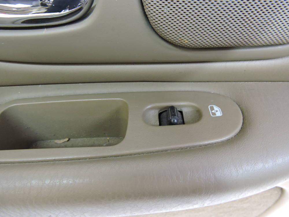 Обшивка двери задней левой для Chrysler 300 (LR) 1998-2004