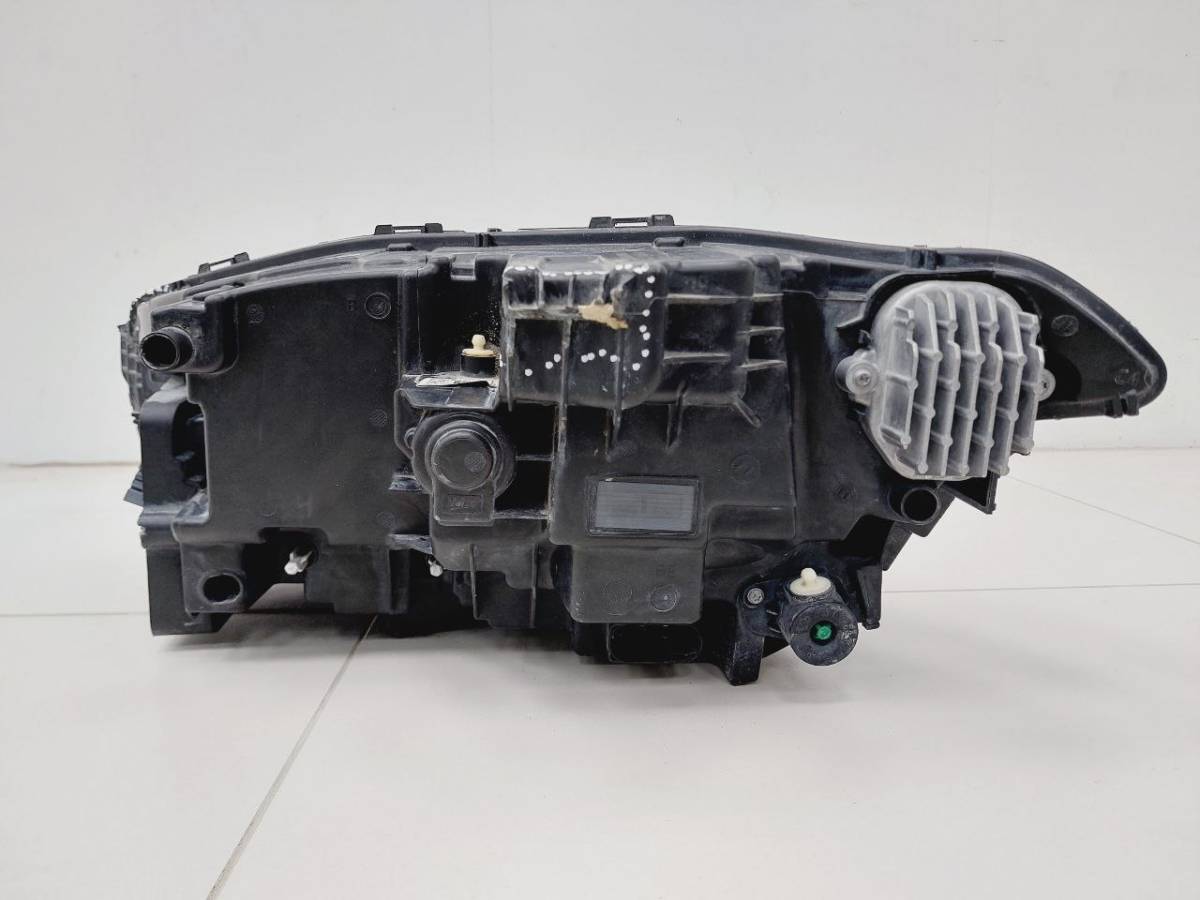 Фара правая Volvo XC90 2015>