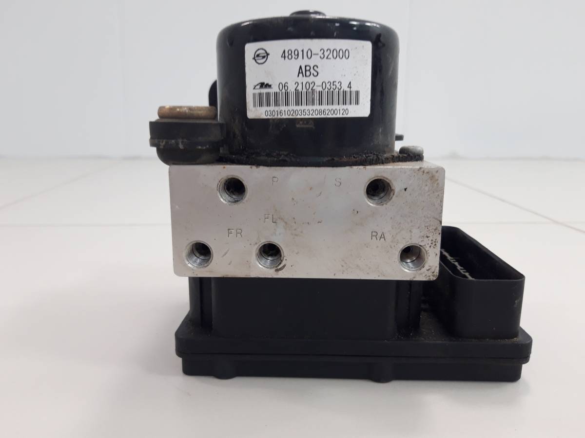 Блок ABS (насос) SsangYong Actyon Sport 2006-2012