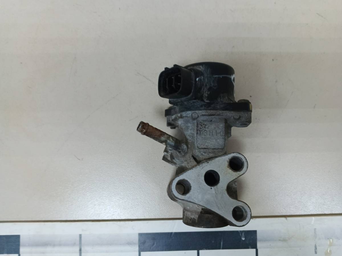 Клапан рециркуляции выхлопных газов Toyota Vitz P90 2005-2011