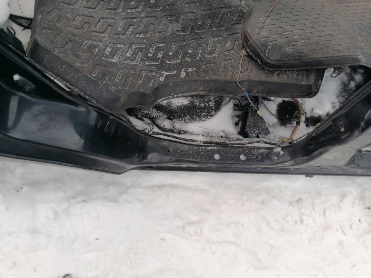 Порог со стойкой правый Suzuki Liana 2001-2007