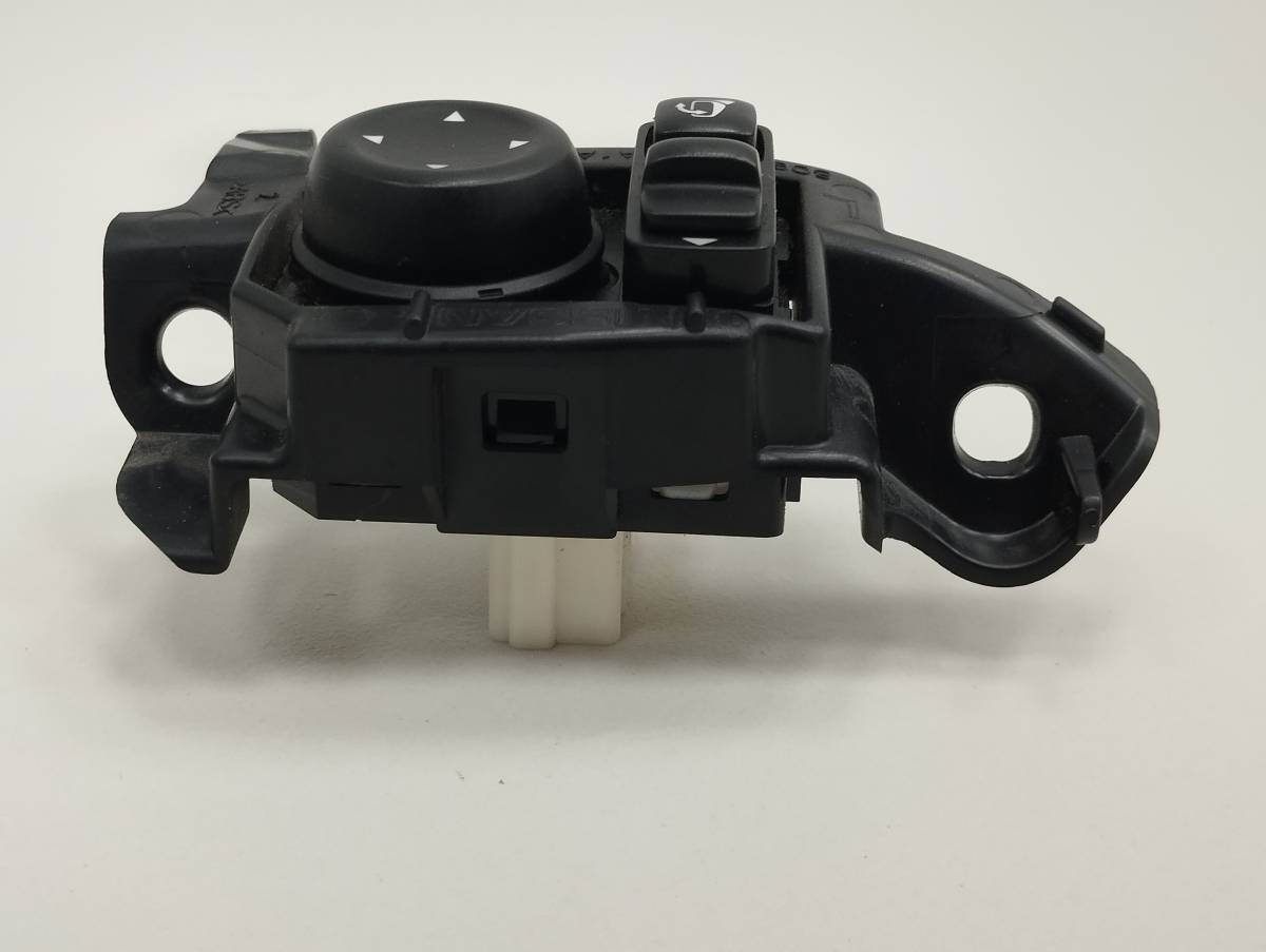 Переключатель регулировки зеркала Nissan Qashqai (J11) 2014>