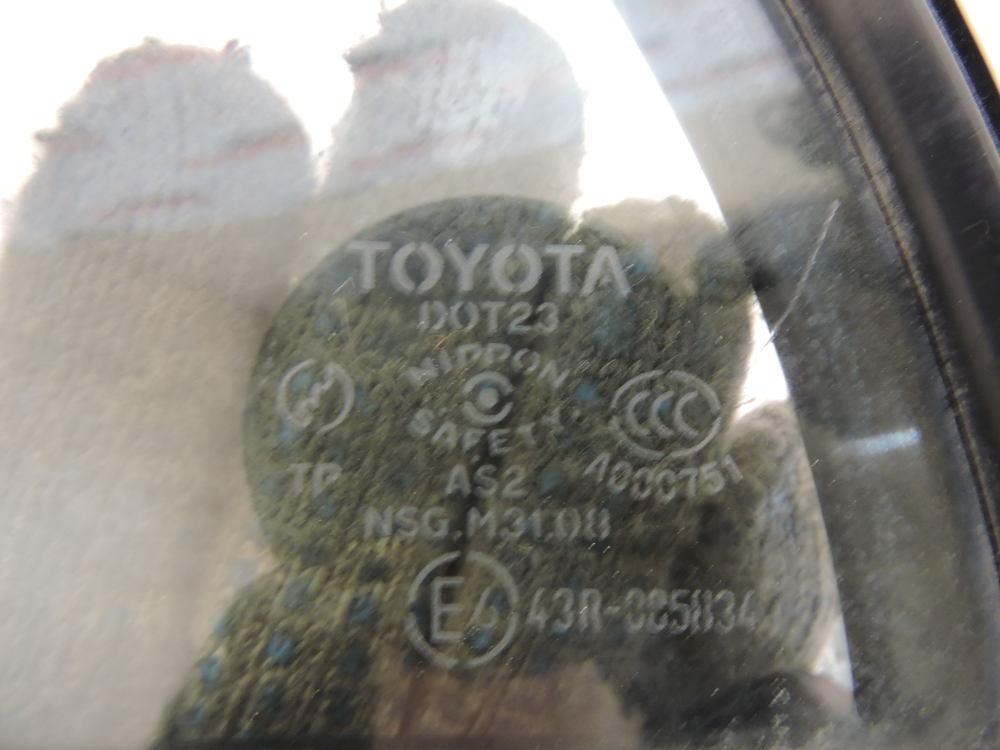 Стекло двери задней левой (форточка) для Toyota Corolla E120 2001-2007