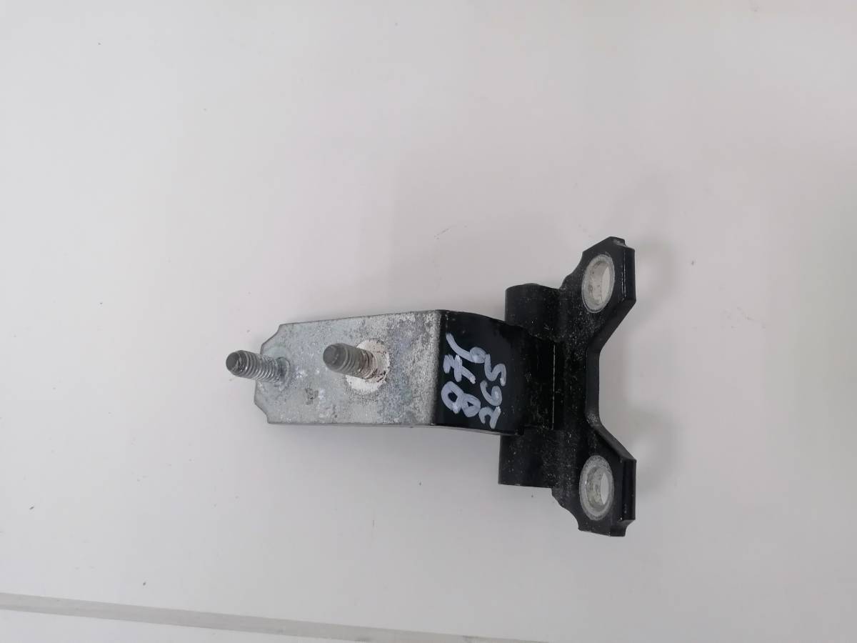 Петля двери задней правой нижняя Toyota  Celsior (F30) 2003