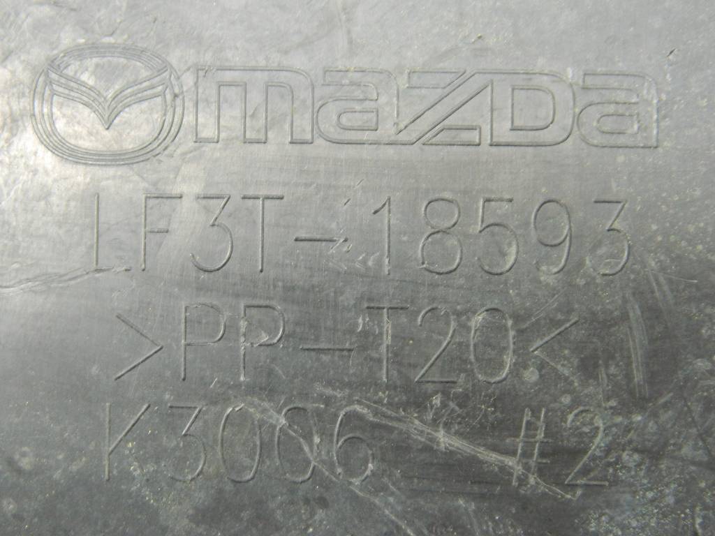 Крышка аккумулятора Mazda Mazda 3 (BL) 2009-2013