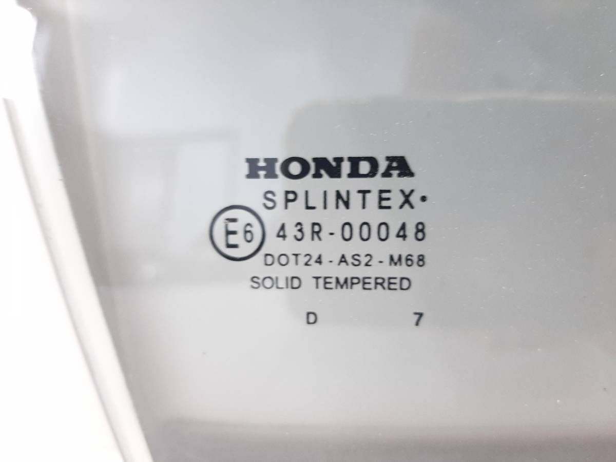 Стекло двери задней правой Honda Civic 5D 2006-2012