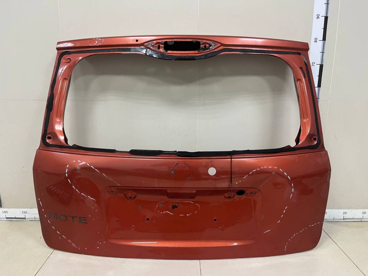 Дверь багажника Nissan Note (E11) 2006-2013