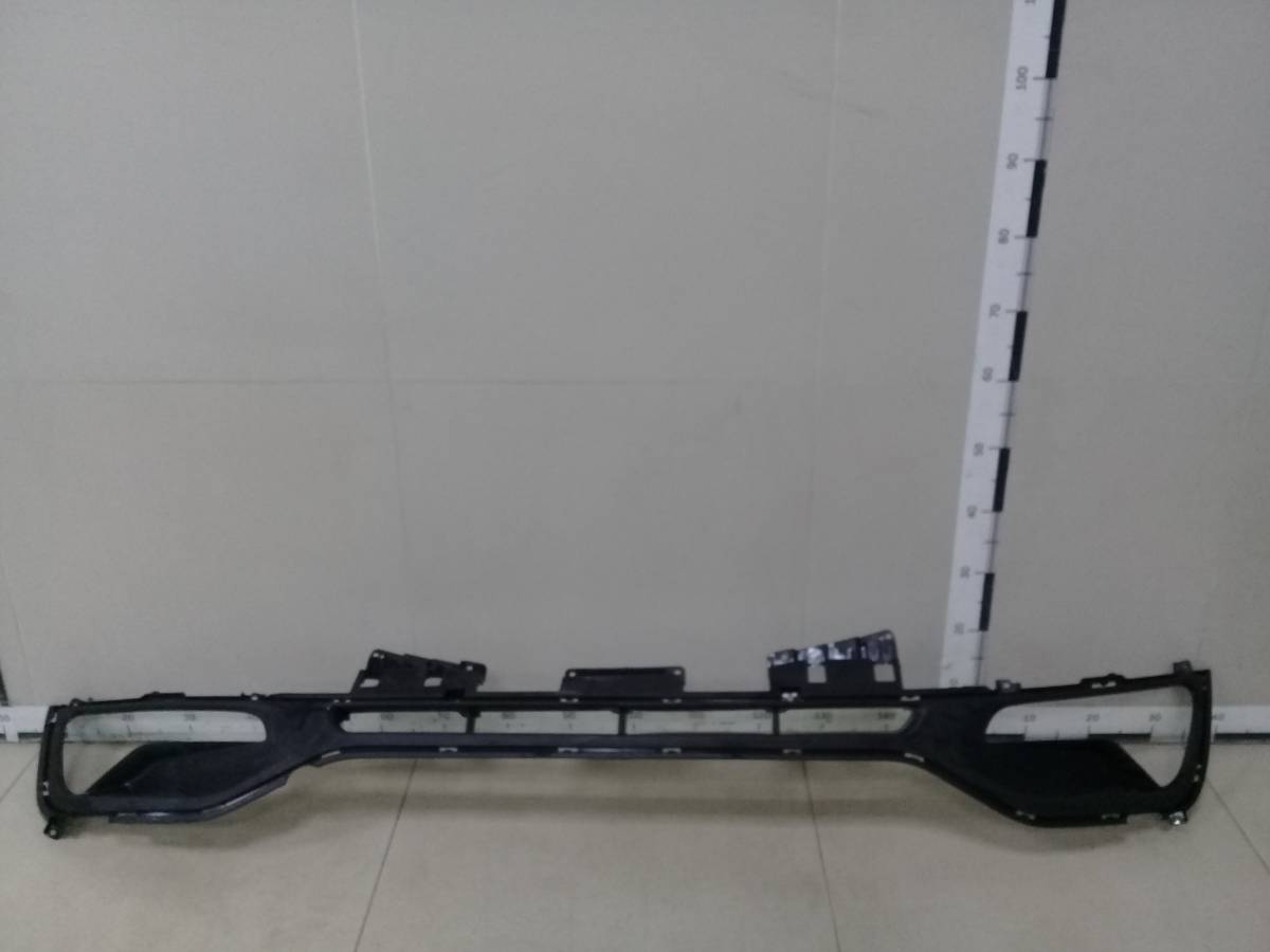 Решетка в бампер центральная Kia Sportage 3 (SL) 2010-2015