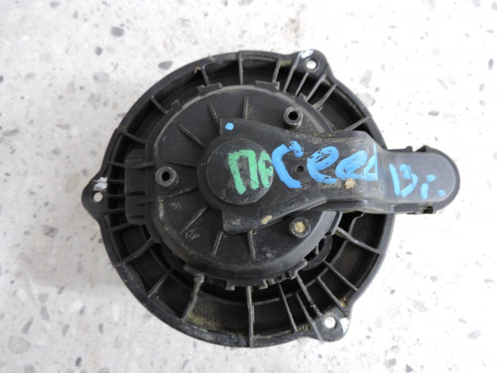 Моторчик отопителя для Kia Ceed (JD) 2012-2018