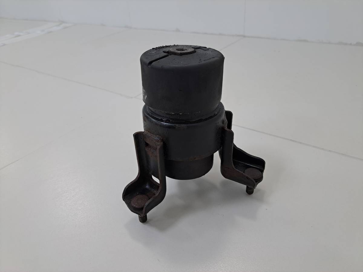 Опора двигателя передняя Toyota Camry (XV30) 2001-2006
