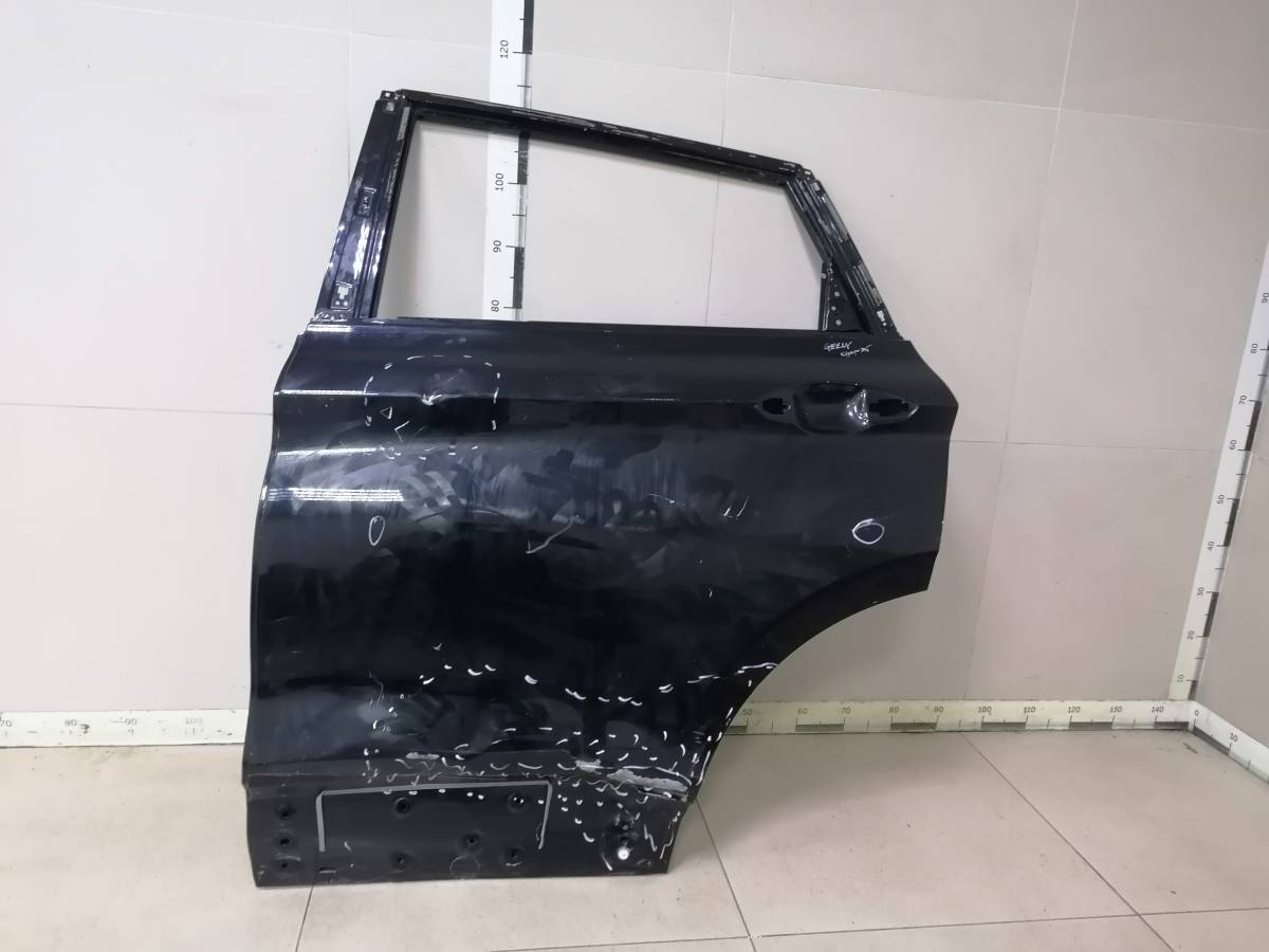 Дверь задняя левая Geely Coolray 2018