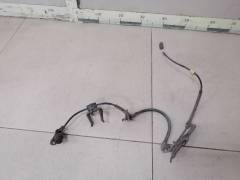 Датчик ABS передний Toyota Camry (V40) 2006-2011