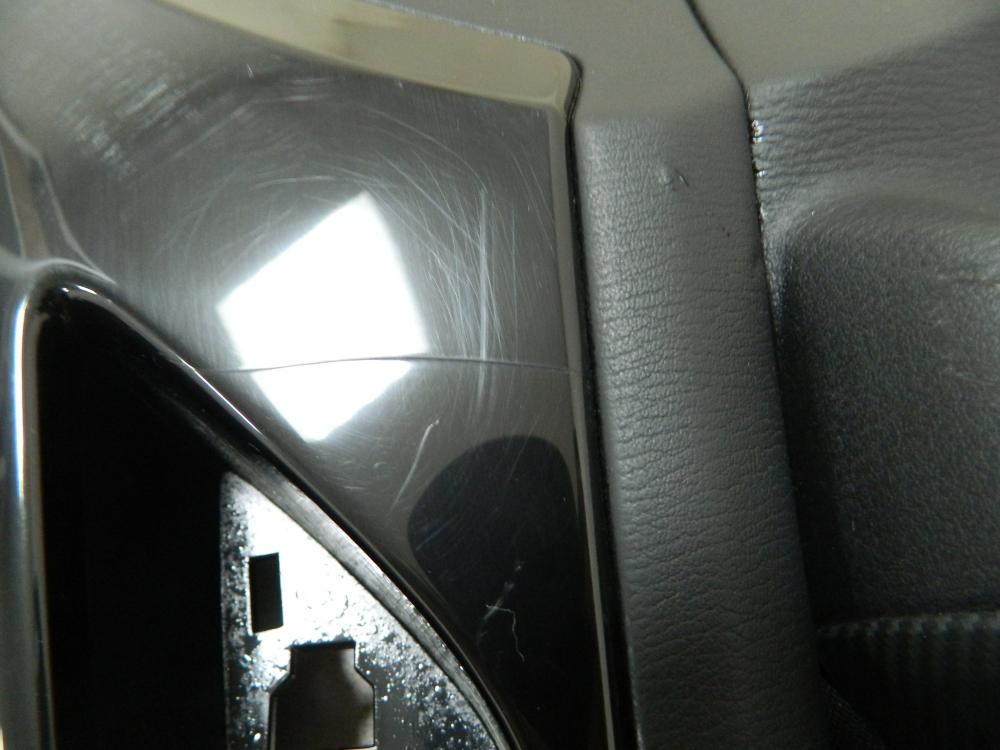 Обшивка двери передней левой для Mazda 3 (BM) 2013-2016