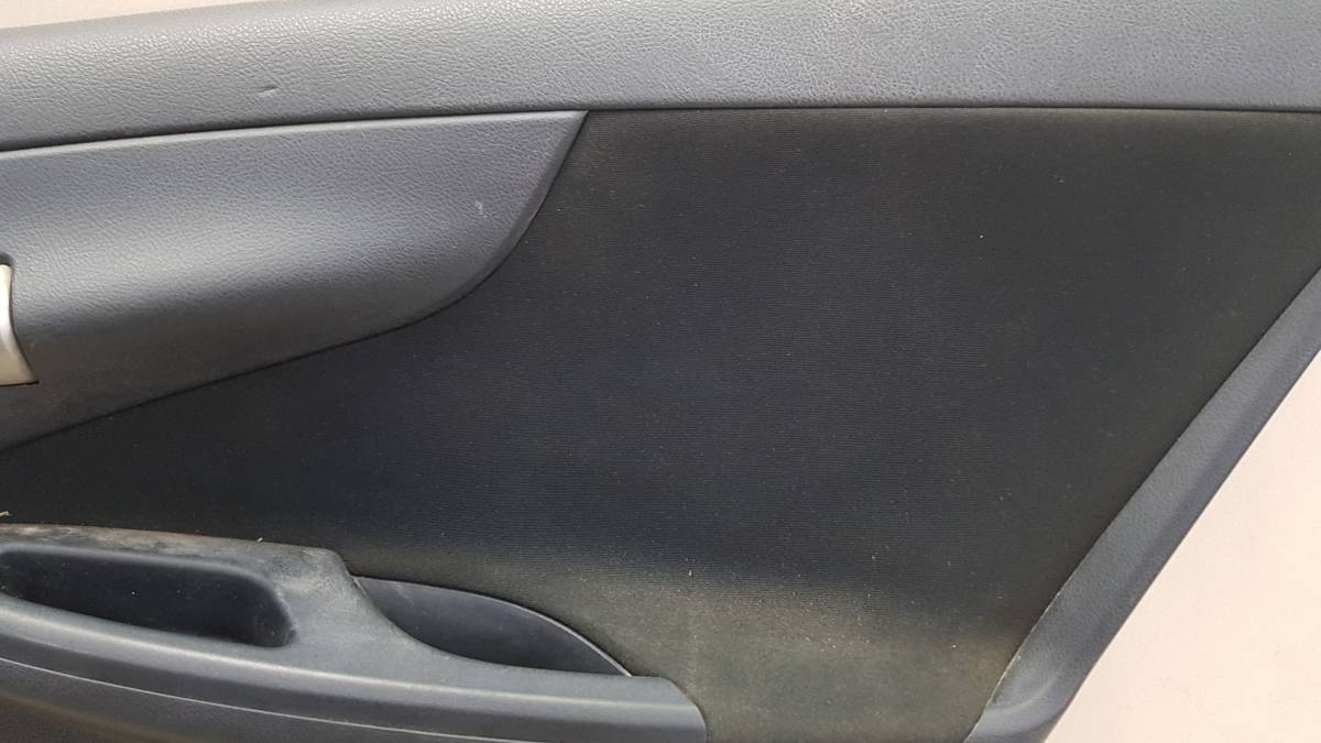 Обшивка двери задней правой Toyota Corolla E150 2006-2013