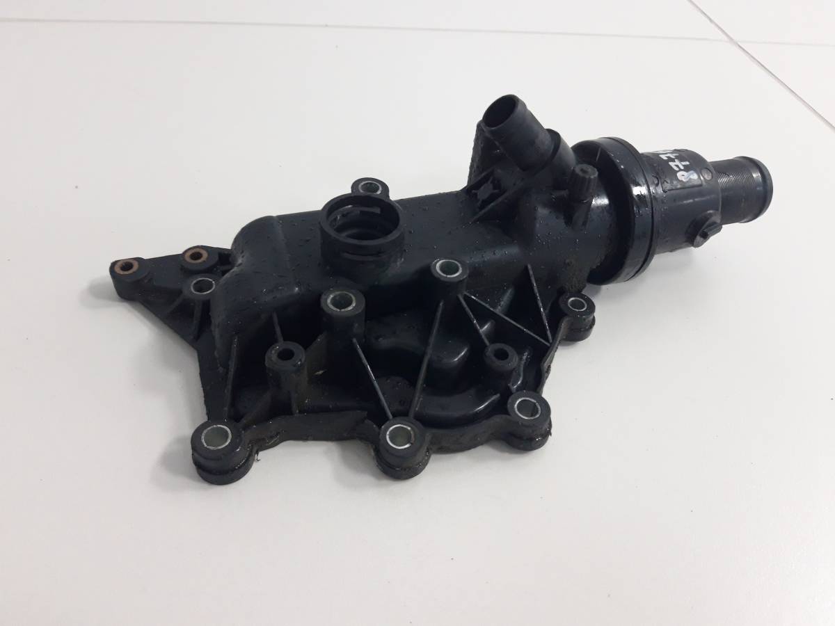 Корпус термостата Renault Megane (2) 2002-2009 Корпус термостата Renault Megane (2) 2002-2009
