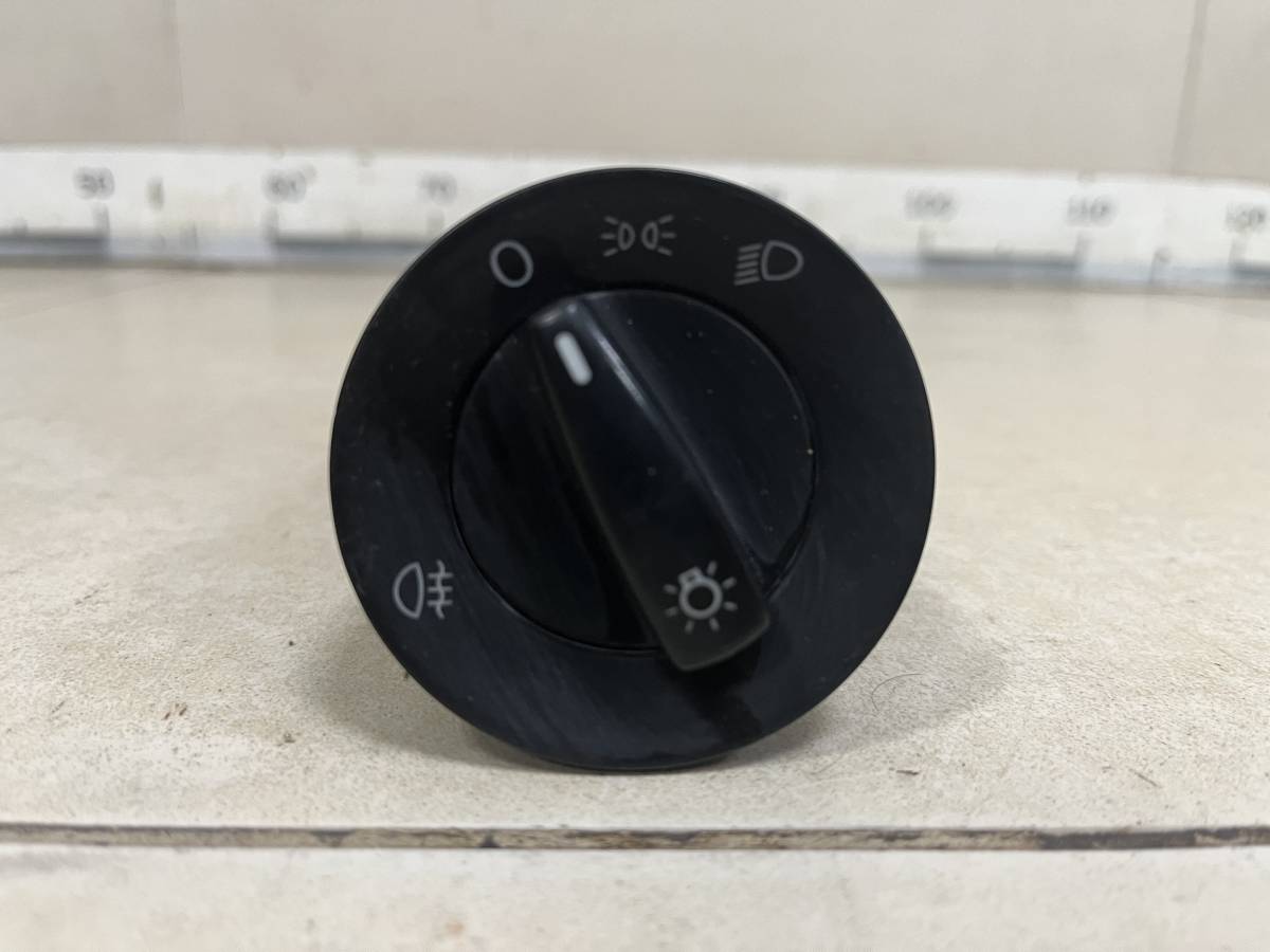 Переключатель света фар Volkswagen Passat B5 2000-2005