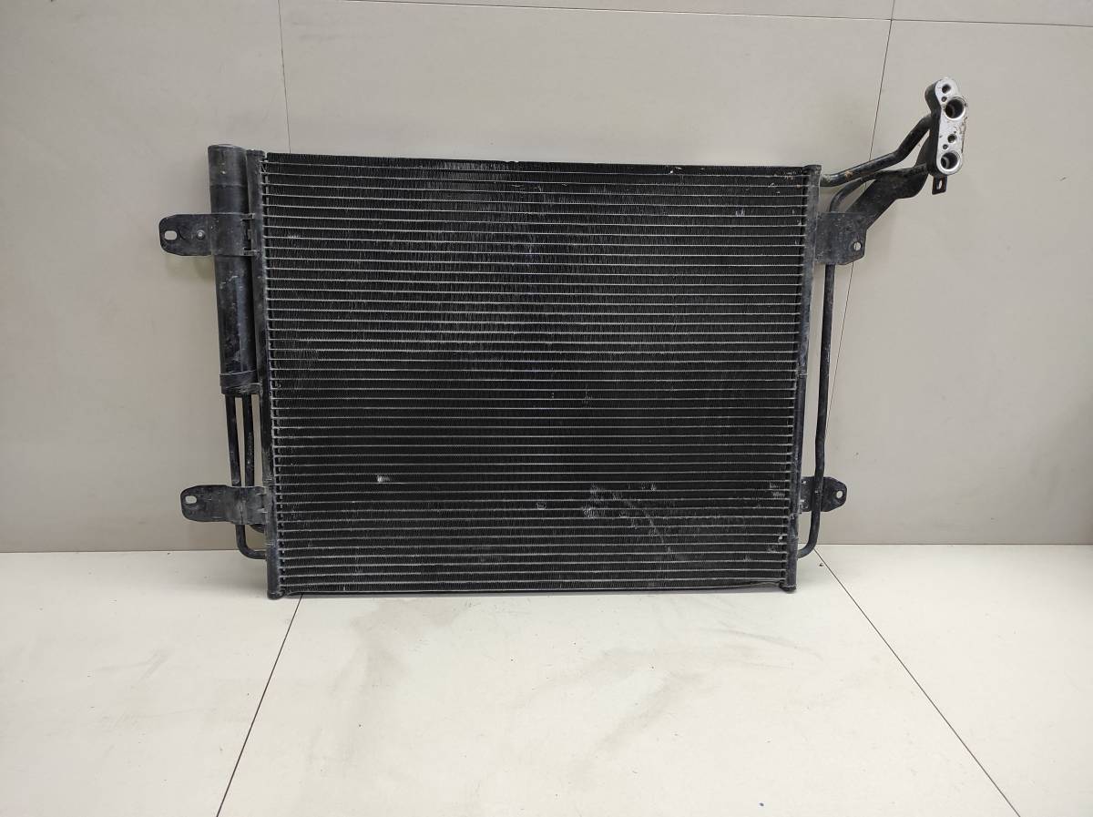 Радиатор кондиционера (конденсер) Volkswagen Tiguan (5N2) 2011-2016