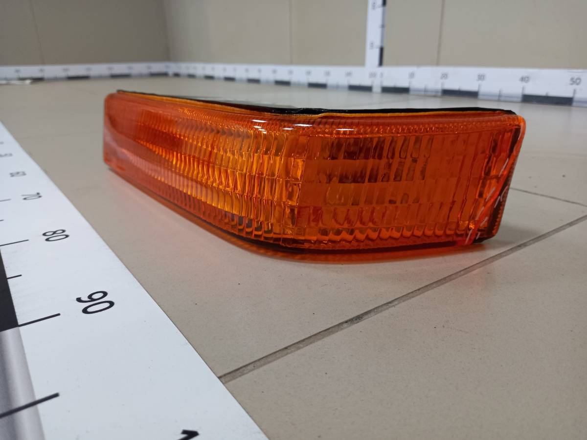 Указатель поворота левый Jeep  Grand Cherokee ZJ 1993-1998