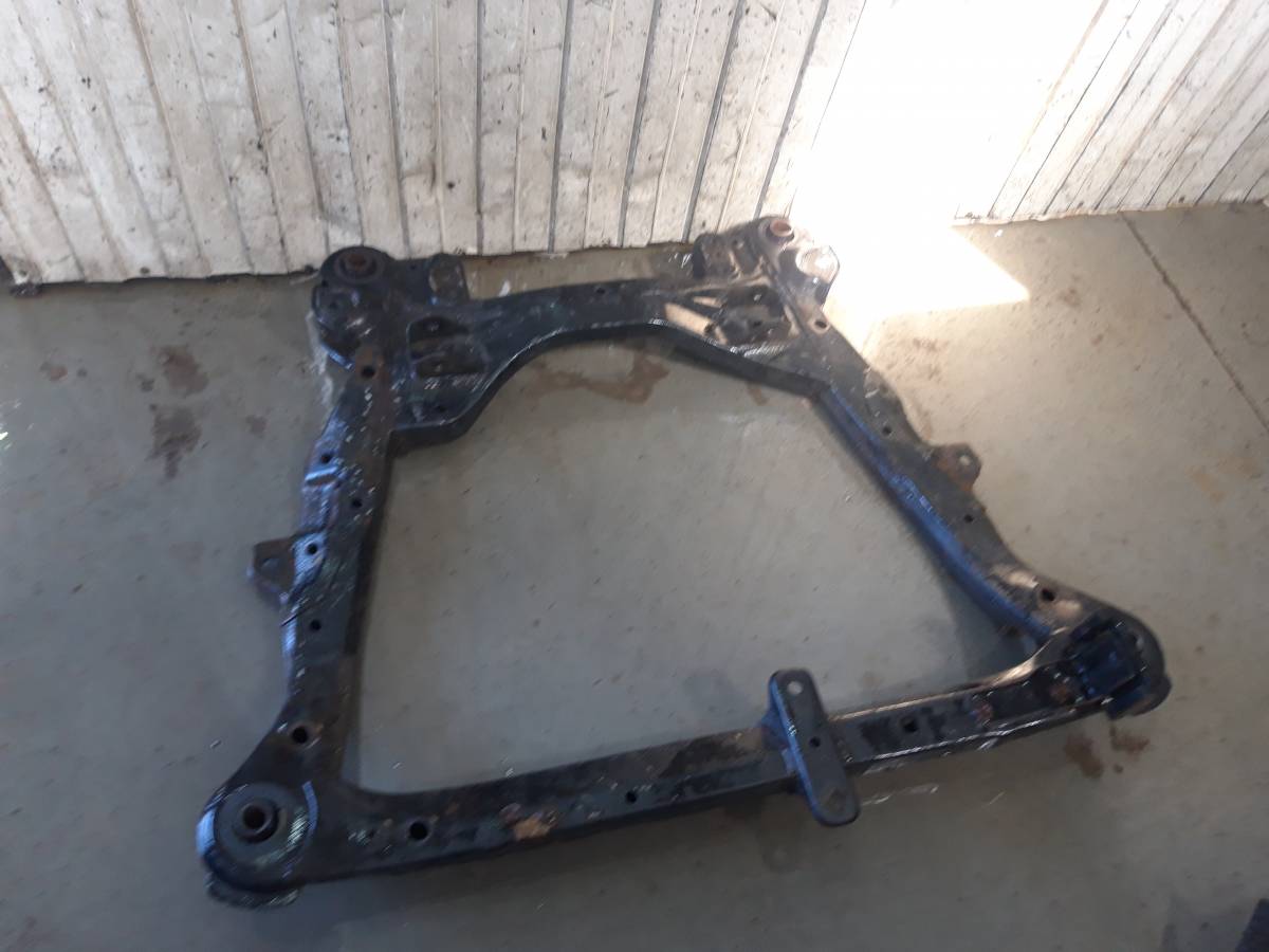 Балка подмоторная Toyota Camry (XV30) 2001-2006