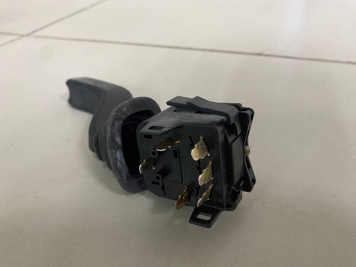 Переключатель поворотов подрулевой Opel Astra G 1998-2005